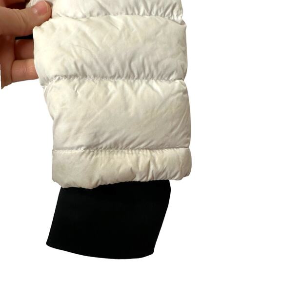 Perfect Moment Rainbow Chevron Down Ski Jacket Size Medium - Picture 9 of 14